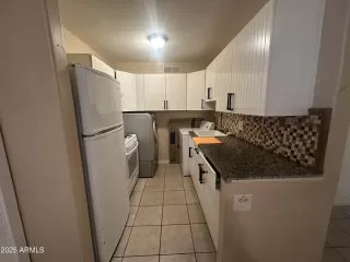 Photo #2: 6936301 Listing 