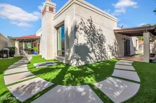 Photo #3: 6936334 Listing