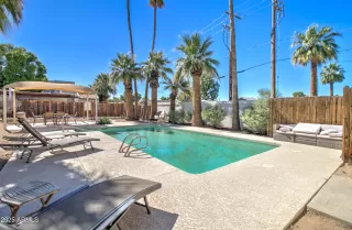 Photo #3: 6936363 Listing 
