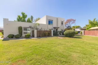 Photo #2: 6936405 Listing 