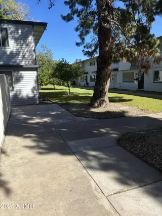 Photo #3: 6936767 Listing 