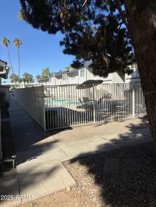 Photo #5: 6936767 Listing 