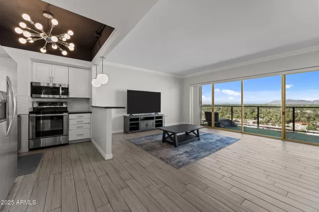 MLS: 6936781 Condo For Sale