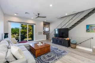Photo #1: 6936784 Listing 