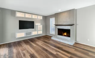 Photo #1: 6936905 Listing