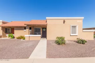 LA CRESCENTA Condos for Sale