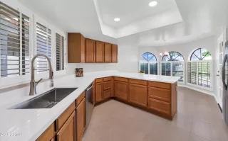 Photo #2: 6937524 Listing 