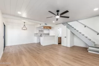 Photo #3: 6937578 Listing 