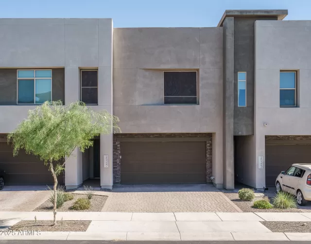 MLS: 6937630 Condo For Sale