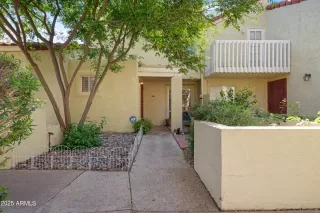 Photo #2: 6937632 Listing 