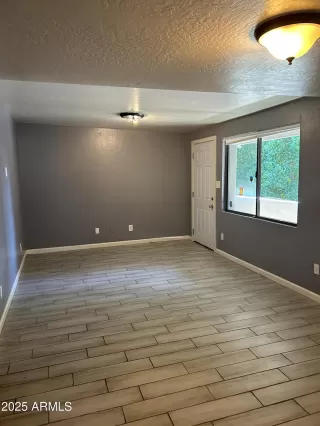 Photo #1: 6937650 Listing 