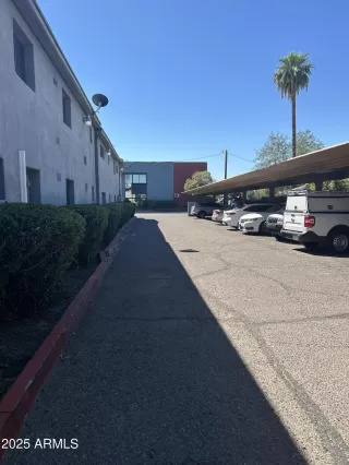 Photo #6: 6937650 Listing 