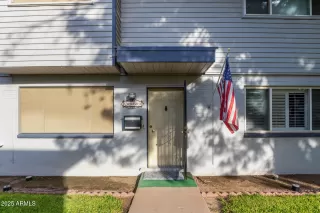 Photo #2: 6937668 Listing 