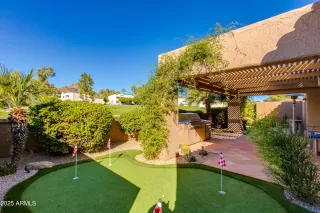 More Details about MLS # 6937712 : 2626 E ARIZONA BILTMORE CIRCLE E#26