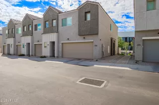 Photo #1: 6937718 Listing 