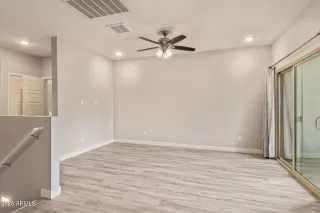 Photo #3: 6937718 Listing 