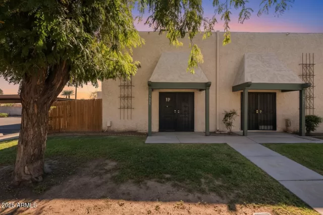 MLS: 6937761 Condo For Sale