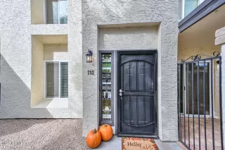 Photo #4: 6937871 Listing 