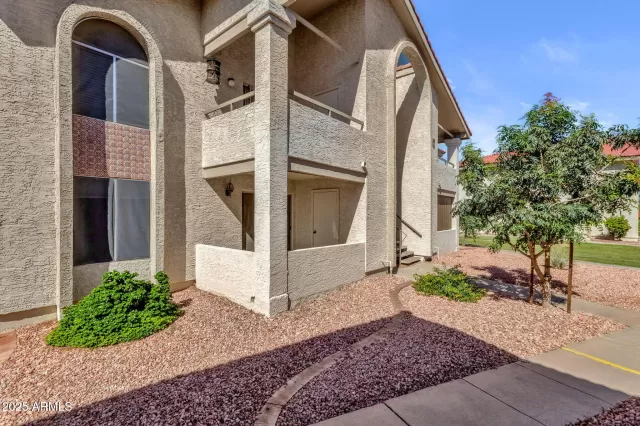 MLS: 6937928 Condo For Sale