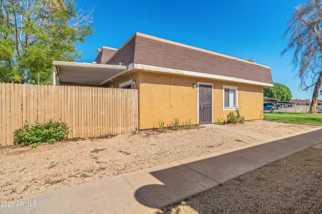 MLS: 6937944 Condo For Sale