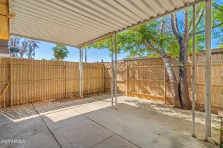 Photo #4: 6937944 Listing