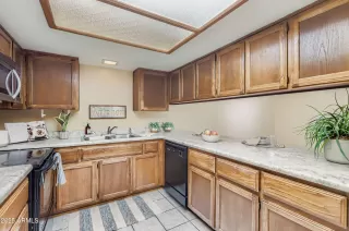 Photo #4: 6938005 Listing