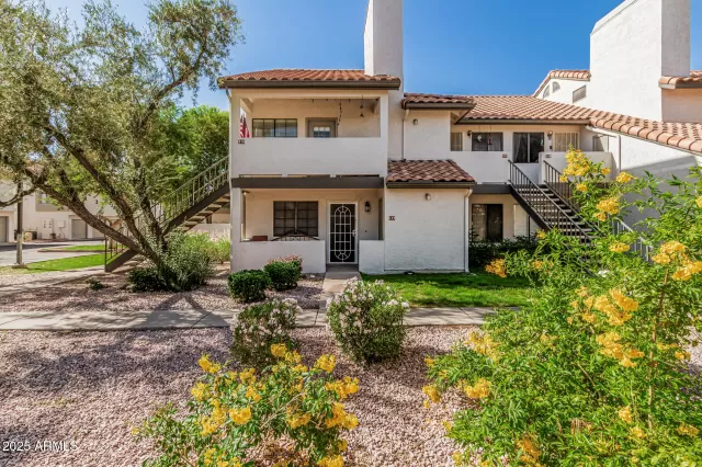 MLS: 6938072 Condo For Sale