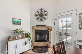 Photo #6: 6938072 Listing