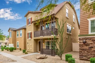 Photo #5: 6938126 Listing 