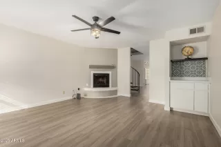Photo #5: 6938171 Listing