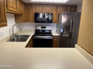 Photo #2: 6938190 Listing