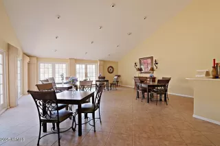 Photo #5: 6938241 Listing