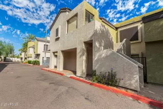 Photo #2: 6938336 Listing