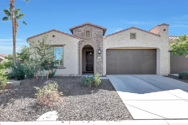 MLS: 6938473 Condo For Sale