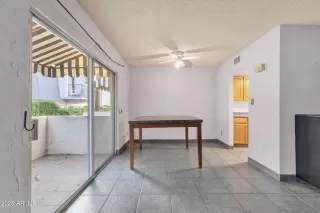 Photo #6: 6938499 Listing