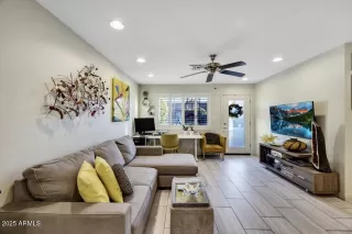 Photo #2: 6938681 Listing