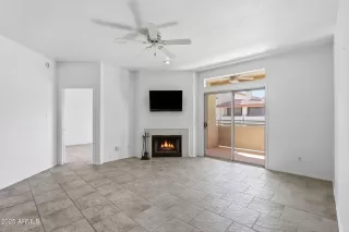 Photo #2: 6938766 Listing