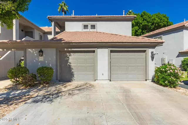 MLS: 6938991 Condo For Sale