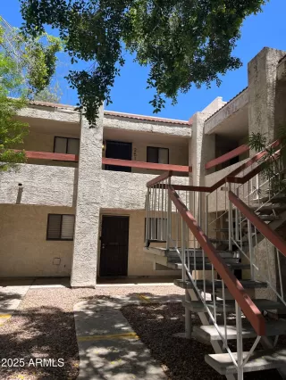 Photo #1: 6939089 Listing