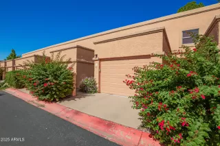 Photo #1: 6939126 Listing