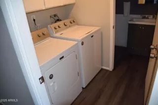Photo #3: 6939157 Listing