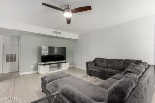 Photo #3: 6939229 Listing