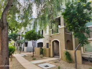 Photo #1: 6939337 Listing