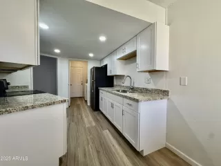 Photo #1: 6939377 Listing