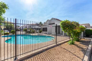 Photo #1: 6939431 Listing