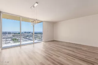 Photo #1: 6939474 Listing