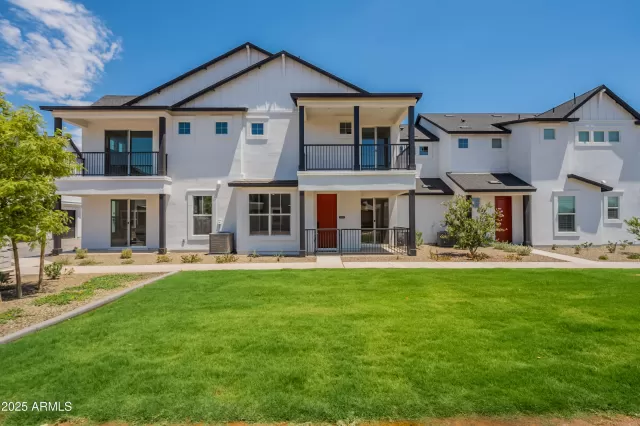 MLS: 6939525 Condo For Sale