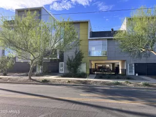 Photo #1: 6939760 Listing