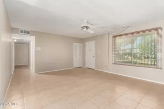 Photo #6: 6939769 Listing 