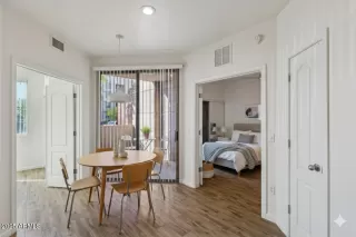 Photo #2: 6940038 Listing